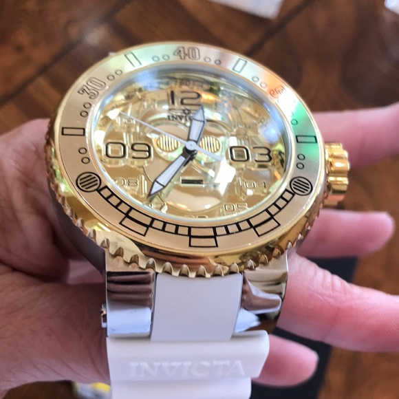 Invicta Star Wars C3PO Gold Face White Band NWT - Picture 6 of 8